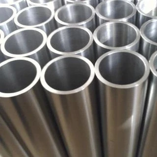 Tiwb Titaniwm 5in